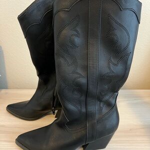 Black Western-Style Women's Boots